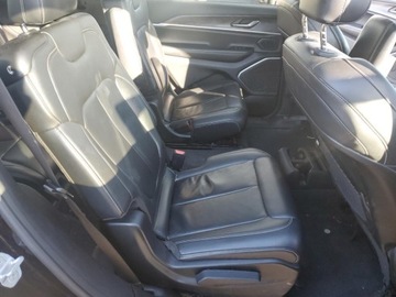 Jeep Grand Cherokee IV 2022 Jeep Grand Cherokee L Limited 2022 3.6L 3.6 Benzyna 293KM, zdjęcie 2