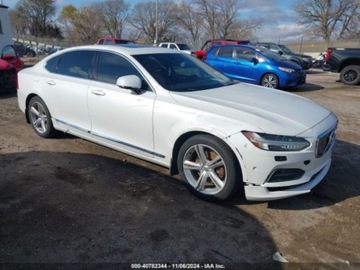 Volvo S90 II 2018 Volvo S90 2018 Volvo S90 T5 AWD Momentum 2.0 Benzyna 250KM, zdjęcie 5