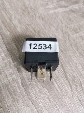 8D0951253A Przekaźnik 2.4 121 1997 AUDI A6 Avant (4B5 C5)