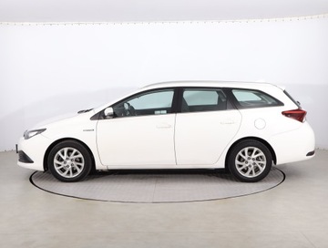Toyota Auris II Touring Sports Facelifting 1.8 Hybrid 136KM 2017 Toyota Auris Hybrid, Salon Polska, Serwis ASO, zdjęcie 2