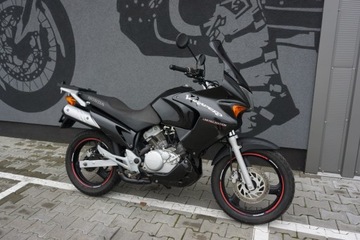 Honda Varadero 125 1000 XL полосы наклейки на колеса СУПЕР КАЧЕСТВО РАЗНЫЕ ЦВЕТА