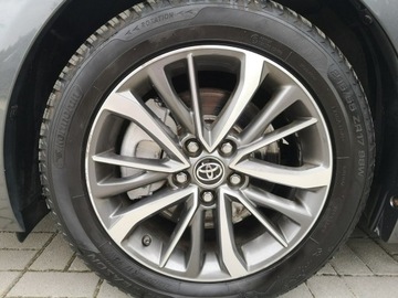 Toyota Avensis III Sedan Facelifting 2015 2.0 D-4D 143KM 2015 Toyota Avensis 2.0 D 143KM Salon Navi Bi-Xenon, zdjęcie 25