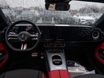 Mercedes CLA C118/X118 2026 MERCEDES-BENZ CLA 200 AMG Line Sedan 1.5 163KM 2026, zdjęcie 12