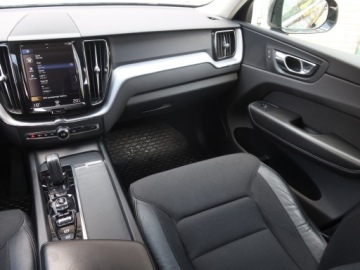Volvo XC60 II 2019 Volvo XC60 B4 AWD, 1. Właściciel, 194 KM, 4X4, zdjęcie 7