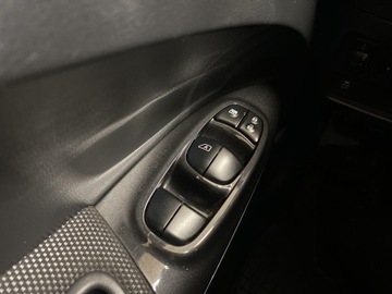 Nissan Juke I SUV Facelifting 1.2 DIG-T (Euro 6) 115KM 2016 Nissan Juke 1.2 DIG-T N-Vision EU6 Nissan Juke 1.2, zdjęcie 17