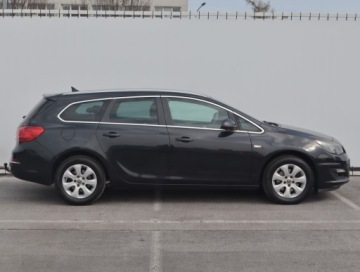 Opel Astra J Sports Tourer Facelifting 1.6 CDTI  136KM 2015 Opel Astra 1.6 CDTI, Navi, Klima, Klimatronic, zdjęcie 5