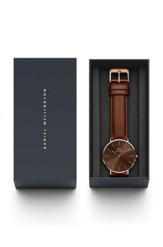 Daniel Wellington zegarek męski kolor brązowy DW00100627