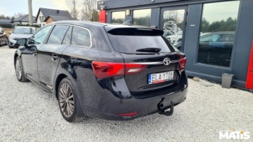 Toyota Avensis III Sedan Facelifting 2015 1.8 Valvematic 147KM 2016 Toyota Avensis 1.8BENZ manual Navi climatronic bi xenony Nowe Sprzeglo, zdjęcie 10