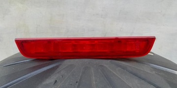 TOYOTA YARIS III LAMPKA STOPU