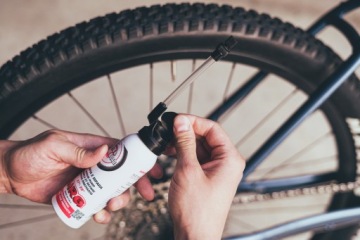 Спрей для ремонта камер дорожных велосипедных покрышек