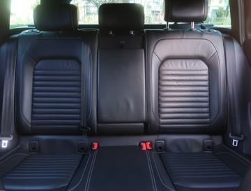 Volkswagen Passat B8 Variant Facelifting 2.0 TDI SCR 200KM 2020 VW Passat 2.0 TDI, Salon Polska, Serwis ASO, zdjęcie 9