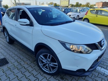 Nissan Qashqai II Crossover 1.2 DIG-T 115KM 2015 Nissan Qashqai II, Pierwszy właściciel od nowości!!, BEZKOLIZYJNY !!