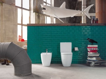 КОМПАКТНЫЙ БЕЛЫЙ УНИТАЗ DURAVIT ME BY STARCK