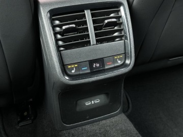 Skoda Octavia IV RS Kombi 2.0 TDI SCR 200KM 2023 Skoda Octavia 2.0TDI 200KM RS DSG l DCC, Hak, LED, zdjęcie 31