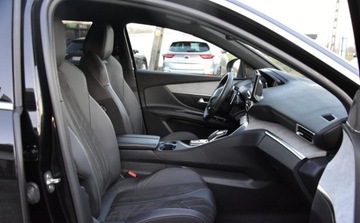 Peugeot 5008 II Crossover Facelifting 1.6 PureTech 180KM 2023 Peugeot 5008 SKORA Alusy LED Navi. BLIS linne assist Grzane fotele 1.6, zdjęcie 27