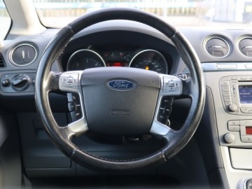 Ford S-Max I Van 1.8 TDCi 125KM 2007 Ford S-Max 1.8 TDCi, HAK, Klima, Klimatronic, zdjęcie 14