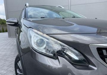 Peugeot 2008 I SUV Facelifting 1.2 PureTech 110KM 2019 Peugeot 2008 1.2 Benzyna 110KM, zdjęcie 4