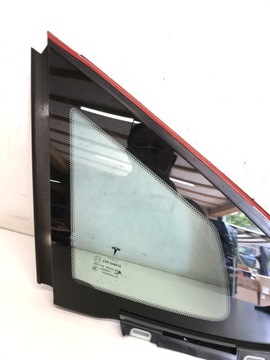 ОКНО КУЗОВА МОДЕЛИ TESLA S ЛЕВОЕ 1051820-99-A