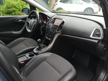 Opel Astra J Sports Tourer Facelifting 1.4 Turbo ECOTEC 140KM 2013 Opel Astra 1.4 16v 140KM Klimatronik Tempomat, zdjęcie 19