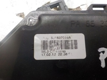 ШКОДА РУМСТЕР 2012г. 1.4B ЗАМОК ДВЕРИ ПЕРЕДНИЙ ПРАВЫЙ 5J1837016A
