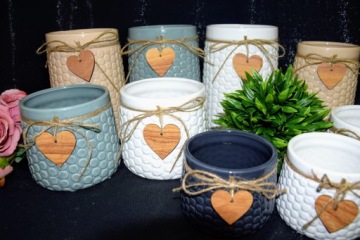 БЕЖЕВАЯ КЕРАМИЧЕСКАЯ ВАЗА H17,5 СМ