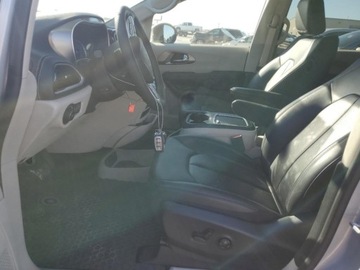 Chrysler Pacifica II 2023 Chrysler Pacifica Touring L 2023 3.6l 3.6 Hybryda 260KM, zdjęcie 7