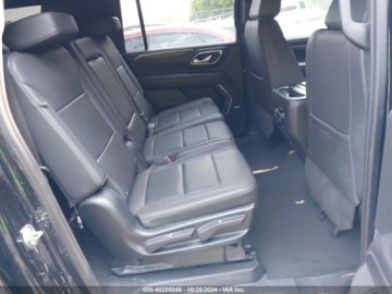 Chevrolet Suburban GMT900 2023 Chevrolet Suburban 2023r., 4x4, 5.3L 5.3 Benzyna 355KM, zdjęcie 9
