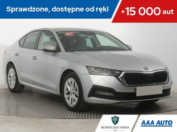 Skoda Octavia III Liftback Facelifting 1.5 TSI ACT 150KM 2020 Skoda Octavia 1.5 TSI, Salon Polska