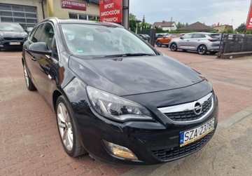 Opel Astra J Sports Tourer 1.4 Turbo ECOTEC 140KM 2012 Opel Astra 1.4Benzynasuper stan zarejestrowana w Polsce 1.4 Benzyna 140KM, zdjęcie 2