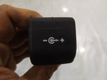 E46 FACELIFT 2005 HNÍZDO ZAPALOVAČE