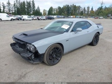 Dodge Challenger III 2021 Dodge Challenger RT Scat Pack 2021 6.4l 6.4 Benzyna 485KM, zdjęcie 1