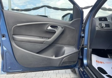 Volkswagen Polo V GTi 3d 1.8 TSI 192KM 2015 Volkswagen Polo 1.8 Benzyna 192KM, zdjęcie 9