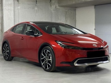 Toyota Prius V (XW60) 2.0  Hybrid Dynamic Force Plug-in 223KM 2025 Od ręki - Executive 2.0 Plug-in Hybrid 223KM | Podgrzewane fotele!, zdjęcie 2