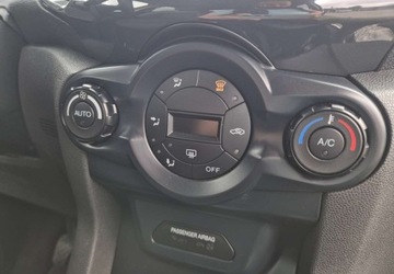 Ford Ecosport II SUV 1.0 Ecoboost 125KM 2016 Ford EcoSport 1,0 125 KM Tytanium Bezwypadkowy Benzyna 125KM, zdjęcie 14