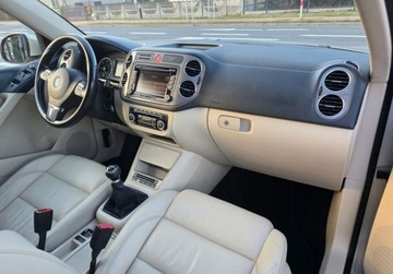 Volkswagen Tiguan I SUV 2.0 TDI CR DPF BlueMotion 140KM 2011 Volkswagen Tiguan 2.0Dieselful wersjastan idealnyProsto z Niemiec 2.0, zdjęcie 8