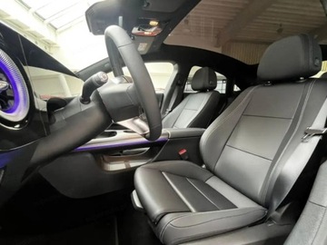 Mercedes CLA C118/X118 2025 MERCEDES-BENZ CLA 180 Sedan 1.5 (136KM) 2025, zdjęcie 3