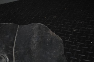 AUDI A6 C5 КРЫШКА ДВИГАТЕЛЯ 058103724J