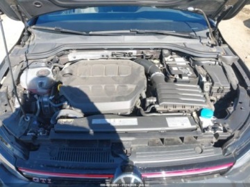 Volkswagen Golf VIII 2023 Volkswagen Golf 2.0T 40th Anniversary Edition 2023 2.0 Benzyna 241KM, zdjęcie 9