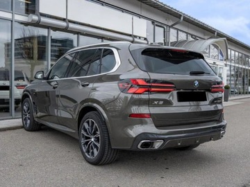 BMW X5 G05 SUV Facelifting 3.0 30d 298KM 2025 BMW X5 xDrive30d Sport Suv 3.0 (298KM) 2025, zdjęcie 2