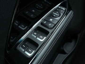 Kia Niro I Crossover 1.6 GDi Hybrid 141KM 2019 Kia Niro Hybrid, Salon Polska, Serwis ASO, zdjęcie 17