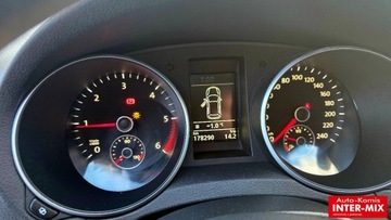 Volkswagen Golf VI Hatchback 5d 1.6 TDI-CR DPF BlueMotion 105KM 2011 Volkswagen Golf 1,6 TDI Zarejestrowany gotowy do jazdy 1.6 Diesel 105KM, zdjęcie 15