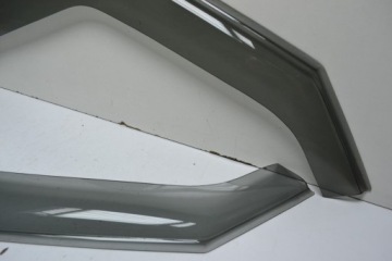 Mercedes W126 Накладки на дефлектор стекла передней двери