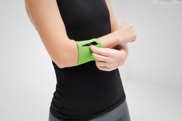 Opaska sportowa z lycry z kieszenią na zamek