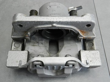 BMW 5 F10 520I TŘMEN LEVÝ PŘEDNÍ