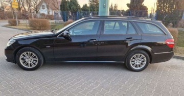 Mercedes Klasa E W212 Kombi 200 CDI BlueEFFICIENCY 136KM 2010 Mercedes-Benz Klasa E Mercedes-Benz Klasa E 200 CDI BlueEff 2.1 Diesel, zdjęcie 8