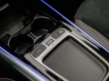 Mercedes GLA II Off-roader Facelifting 2.0 200d 150KM 2025 MERCEDES-BENZ GLA 200 d AMG Line Suv 2.0 (150KM) 2025, zdjęcie 10