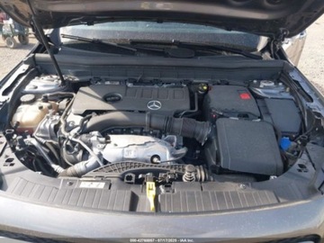 Mercedes GLB 2021 Mercedes-Benz GLB 250 4Matic 2021 2.0l 2.0 Benzyna 221KM, zdjęcie 8