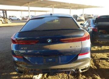 BMW X6 G06 2023 BMW X6 2023, 3.0L, 4x4, od ubezpieczalni 3.0 Benzyna 335KM, zdjęcie 1