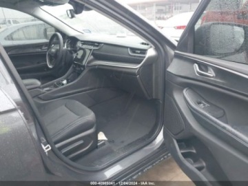 Jeep Grand Cherokee V 2024 Jeep Grand Cherokee Laredo, 2024r., 4x4, 3.6L 3.6 Benzyna 293KM, zdjęcie 6