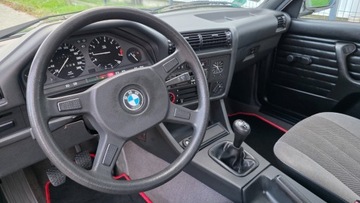 BMW Seria 3 E30 Touring 318 i 115KM 1988 BMW Seria 3 E30 Coupe w doskonalym stanie 1.8 Benzyna 115KM, zdjęcie 11